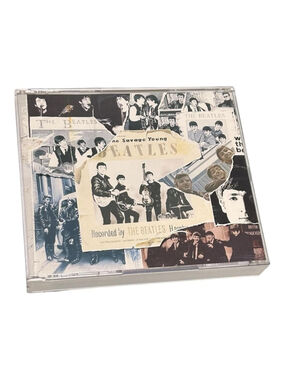 The Beatles CD Anthology 1 1995 Album Rock Pop Apple Records Canada Multicolor